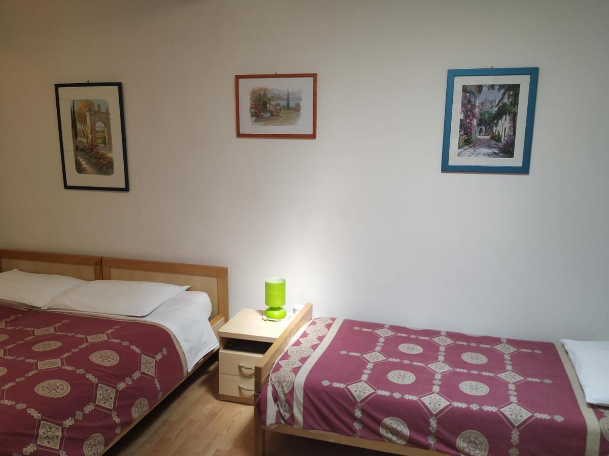Accomodation Pertout โนวาโกริคา ภายนอก รูปภาพ