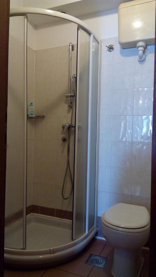 Accomodation Pertout โนวาโกริคา ภายนอก รูปภาพ